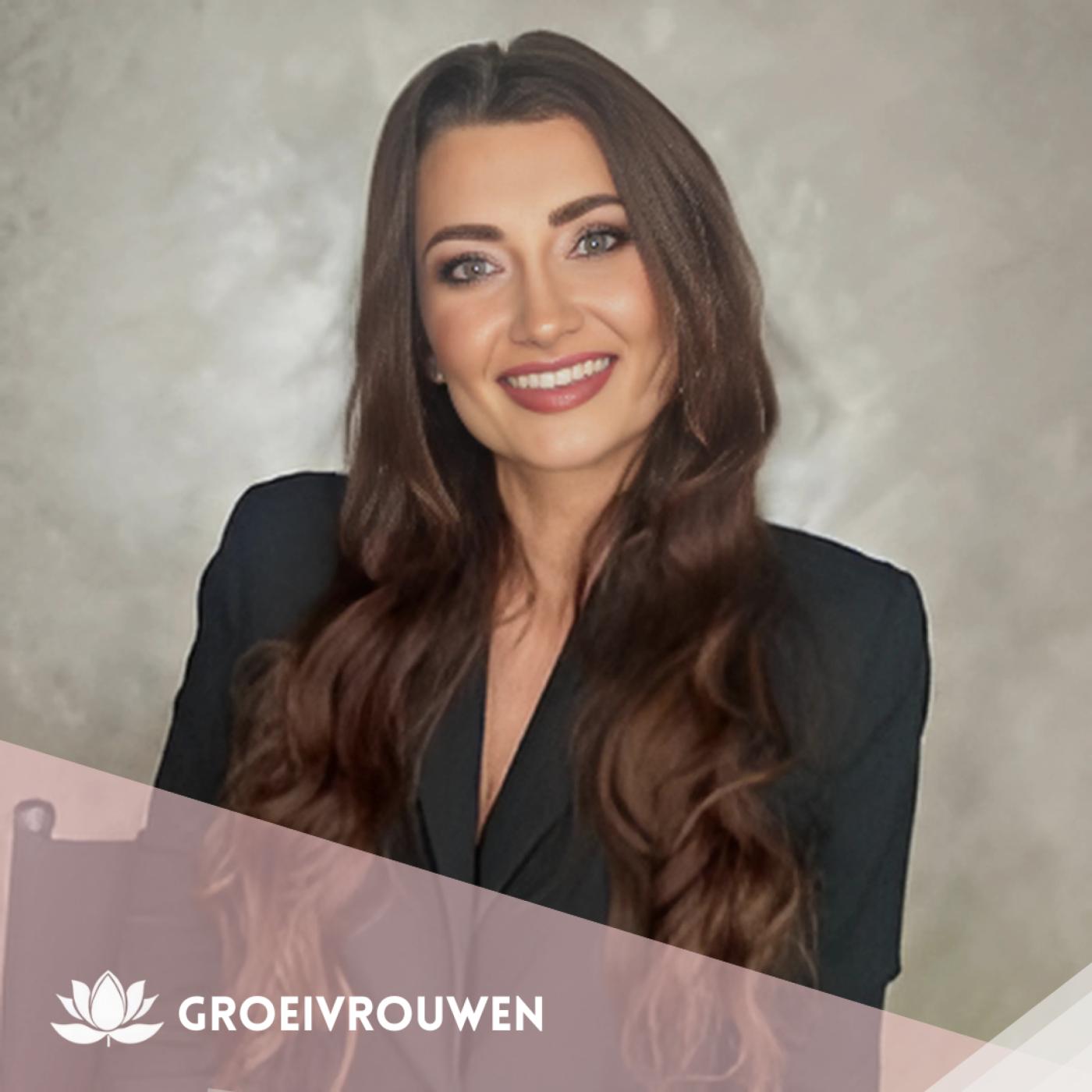 Aflevering 13:  Authentiek leven in een wereld vol invloeden - Amela Iriskic